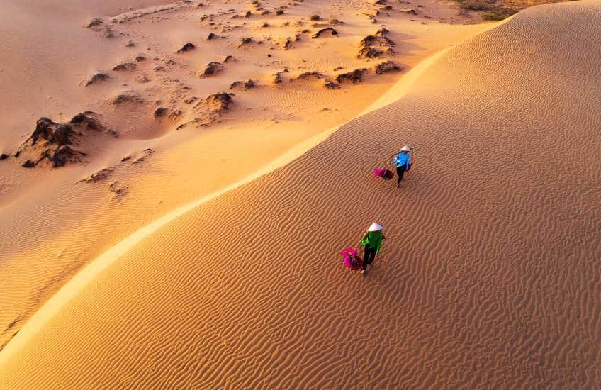 ทะเลทรายสองสี มุยเน่ ที่เที่ยวเวียดนาม