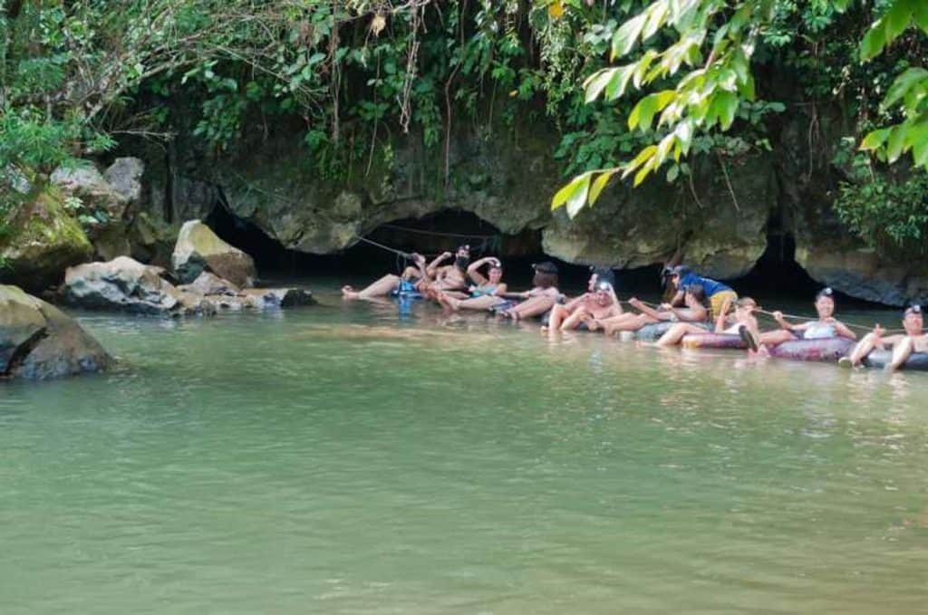 ถ้ำน้ำ วังเวียง ที่เที่ยวลาว